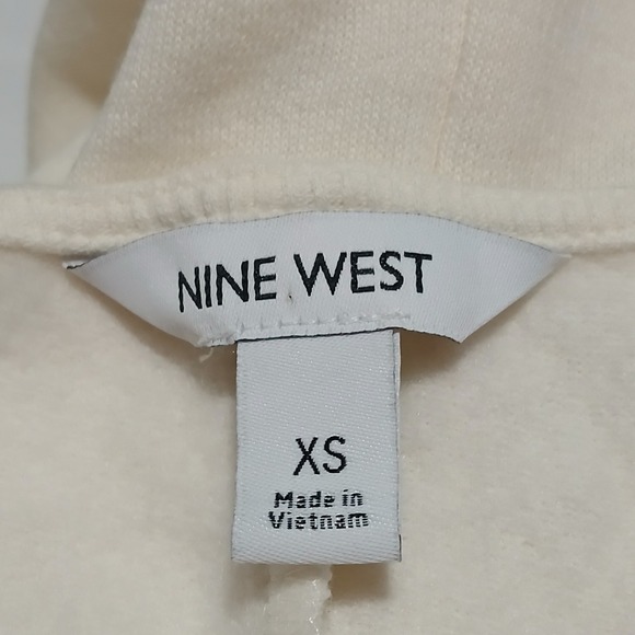 Nine West Cream V-Neck Ruffle Shoulder Long Sleeve Mini Dress XS Cotton Blend - Picture 4 of 8